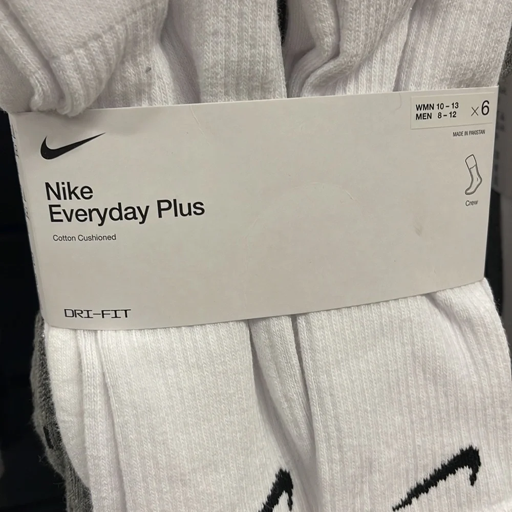 NIKE  Training Crew Socks (6 Pairs) Nike Everyday Cushioned  NWT